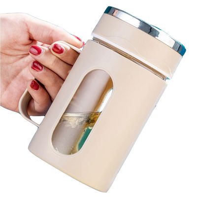 Botella de agua de vidrio con manga de plástico de 500 ml con suministro directo