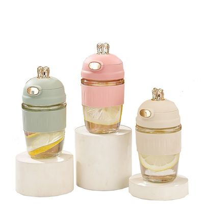 Popular estilo conejo portátil de vidrio reutilizable taza de agua con paja taza de café adecuado