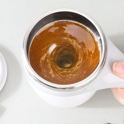 Acero inoxidable 380ml Taza de agitación eléctrica automática para diseño de oficina minimalista