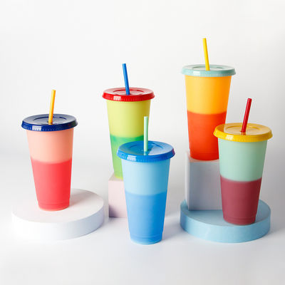 Infiltrable 16 oz 24 oz de plástico libre de BPA tazas de café botella de agua fría con tapa y paja