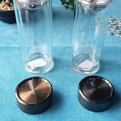Impresión a medida Recarga botella de vidrio ecológica hecha a mano con tapa sostenible y elegante