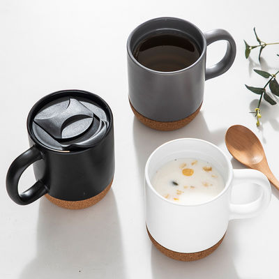 450ML Logotipo personalizado Matte Negro Blanco Base de Corcho Cerámica Taza de viaje de café con tapa de PP