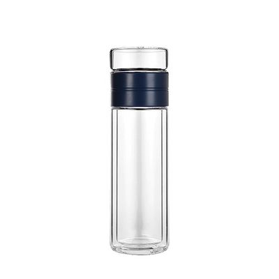 Botella de agua de vidrio aislada de doble pared con tapas Infusor de frutas para su conveniencia