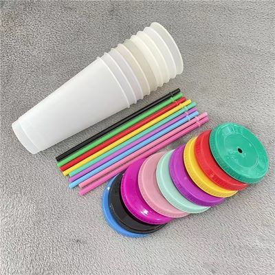 Logotipo personalizado aceptable 16oz 24oz BPA Tazas de café de plástico libre con tapa y paja