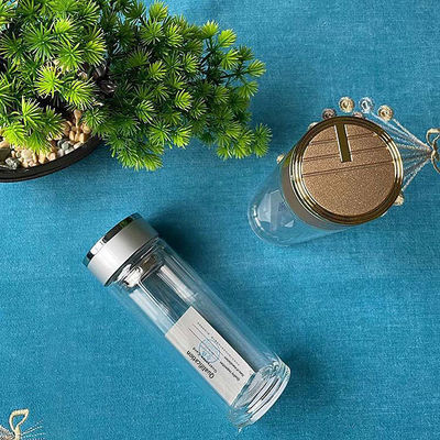 Botella de agua de vidrio libre de BPA para hombres con logotipo personalizado Diseño duradero y versátil