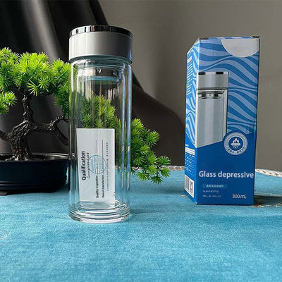 Botella de agua de vidrio libre de BPA para hombres con logotipo personalizado Diseño duradero y versátil