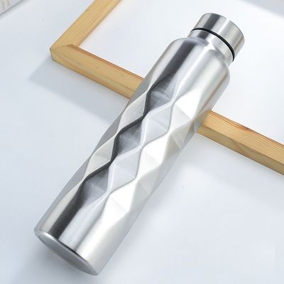 500 g Taza de agua de metal de gran capacidad de pared única botella de termo portátil a prueba de fugas