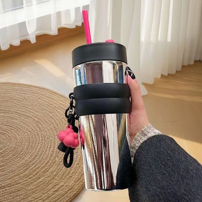 A todas las personas interesadas les encantará esta taza térmico de gran capacidad para actividades al aire libre