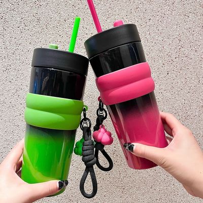 Botella de bebida de hielo de acero inoxidable con gran capacidad y diseño de vacío aislado 24 oz