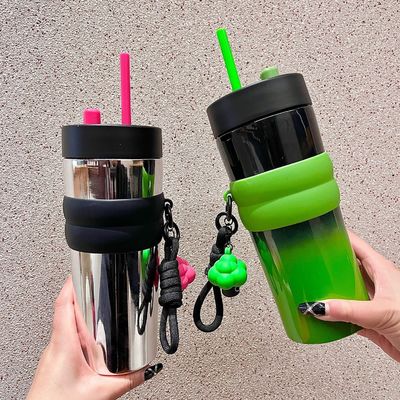 Botella de bebida de hielo de acero inoxidable con gran capacidad y diseño de vacío aislado 24 oz