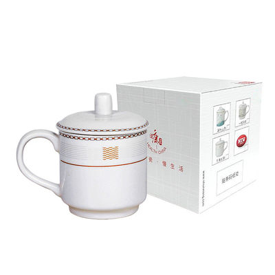 Novedad a granel Cerámica hecha a mano de colores claros Taza de abuelo con tapa de agarre de mano Taza de café