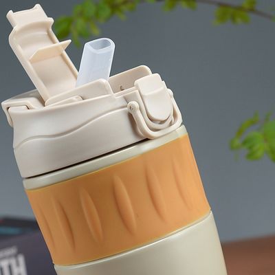 500 ml de tubo aislado al vacío de acero inoxidable de doble pared con capacidad de paja de 500 ml