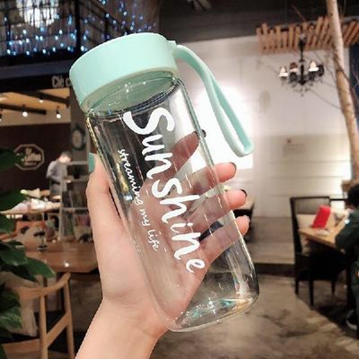 Servicio OEM Aceptado 600ml Taza de plástico ecológico para la botella de agua al aire libre de los estudiantes