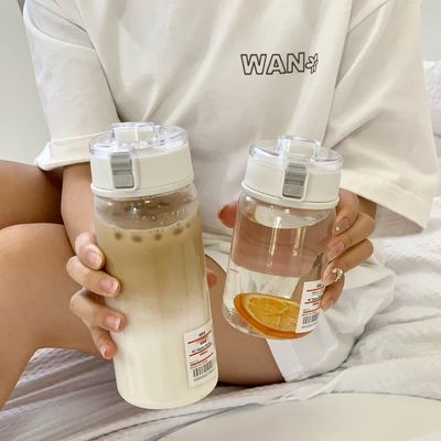 Alto nivel de apariencia de plástico niños portátil estudiante resistente a las gotas escuela especial Handy Cup Deportes botella de agua de plástico