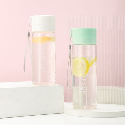 600ml 800ml PC Botella de agua de plástico con cuerda A prueba de fugas BPA libre Deportes motivacional