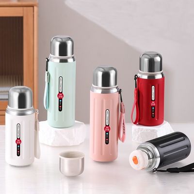 Flascos de vacío de acero inoxidable de 600 ml/800 ml aceptables OEM/ODM para bicicletas de gimnasio de viaje
