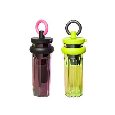 Botella de agua de plástico de 700 ml para actividades al aire libre TOUR y bebida de verano