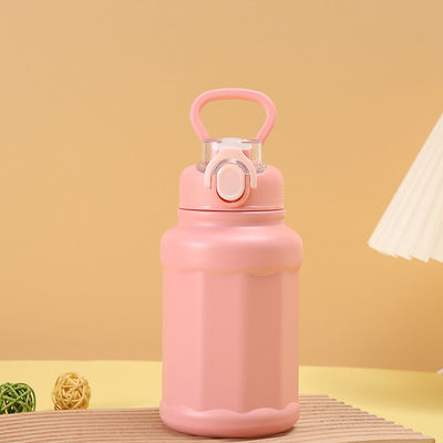 Botella de agua deportiva aislada diseño BPA libre de doble pared de vacío con logotipo personalizado