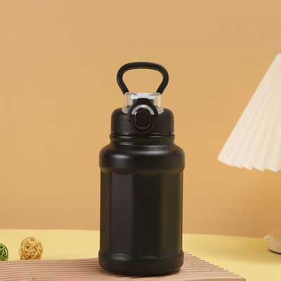 Botella de agua deportiva aislada de acero inoxidable de doble pared para camping ecológico