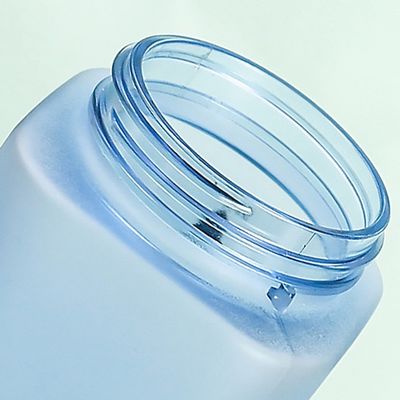 Gimnasio Capacitación grande PC Taza deportiva portátil sin BPA Cuadrado en forma de botella de agua congelada de plástico