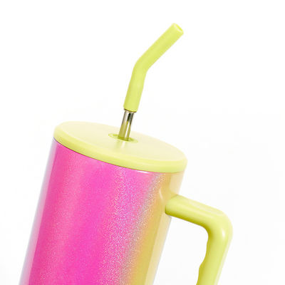 Botella de agua deportiva con mango y paja su mejor compañero de fitness
