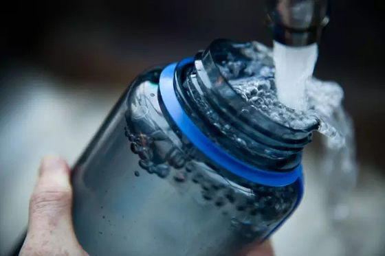 Botella de agua líquida transparente de plástico libre de 1000 ml para deportes al aire libre