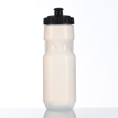 610 ml/710 ml Bebida deportiva libre de BPA Botella de agua de plástico para ciclismo de montaña Ligera
