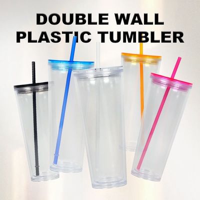 710ml Botella de agua clara 24 oz Tumblers de plástico con tapa y paja para la ocasión de la fiesta