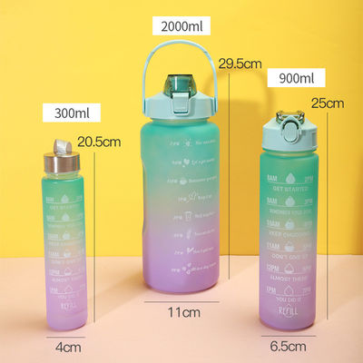 Botella de paja de plástico personalizada de 2000 ml 900 ml 300 ml 3 en 1 con marcador de tiempo para gimnasio y deportes