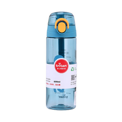 Botella de agua transparente de 600 ml de Tritán Botella de plástico para bebidas deportivas con tapa de mango