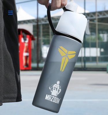 Unisex Viajes al aire libre Fresco Ciclismo Doble Pared 600ml Taza de plástico Botella aislada
