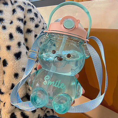Botella de agua de plástico de 1L con paja