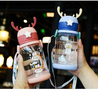 600ml Capacidad Logotipo personalizado Copo de paja de plástico transparente de calidad alimentaria para niños