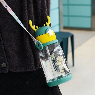 600ml Capacidad Logotipo personalizado Copo de paja de plástico transparente de calidad alimentaria para niños