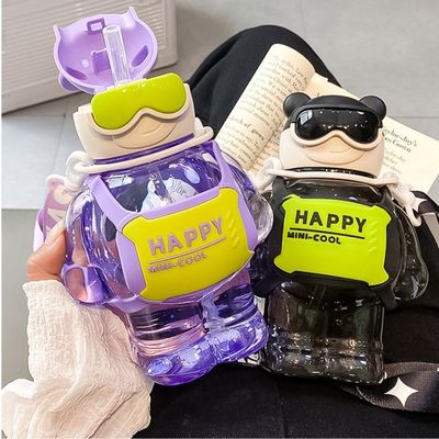 Estocada botella de agua de gran capacidad con cuerda y diseño de osos lindos para estudiantes