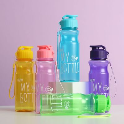 Viaje sin conductor 500 ml Botella de agua libre de BPA con tapa a prueba de fugas y material transparente