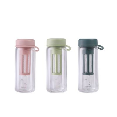 Copo de plástico portátil conveniente 450ml 600ml para actividades al aire libre acampar y viajar