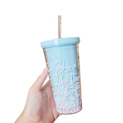 Bebida directa Copa de té de leche acrílica de cúpula de doble pared con sequillas de color personalizado