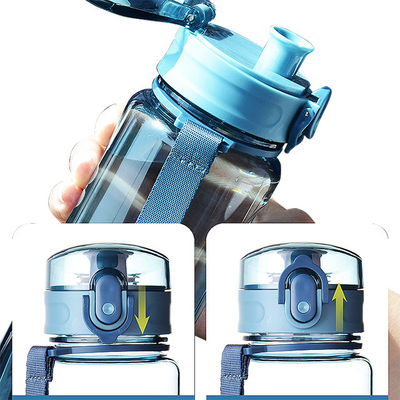 Botellas de agua helada con tapa de plástico para viajes