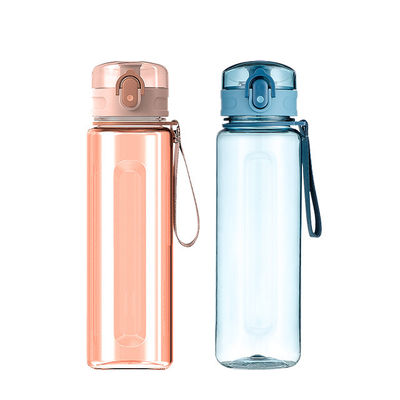 Botellas de agua helada con tapa de plástico para viajes