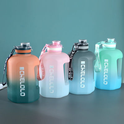 Comprador comercial Logotipo personalizado 1.6L 2.2L Botella de agua para gimnasio Copa deportiva de plástico de viaje