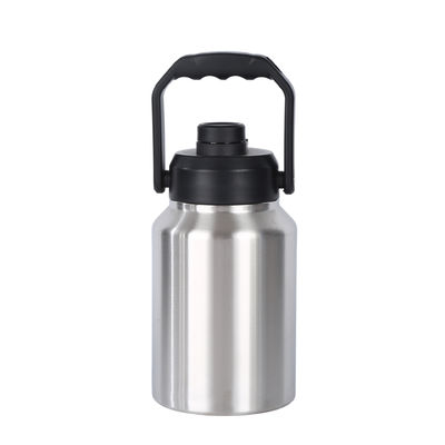 Mejore sus aventuras al aire libre con esta botella de agua de acero inoxidable de gran capacidad
