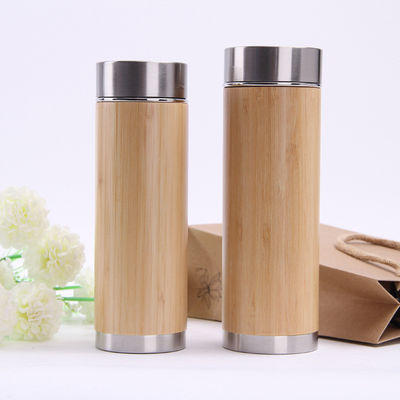 Botella de agua de acero inoxidable aislada al vacío de 500 ml para la producción de cerveza de café y té
