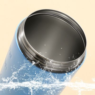 500 ml y 750 ml de gimnasio de acero inoxidable botella de agitación de metal con bola de mezclado OEM aceptado