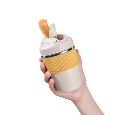 350 ml/480 ml Capacidad de producción 316 botella de agua de acero inoxidable con manga de silicona