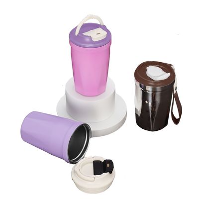 Taza de café portátil de acero inoxidable de 420 ml aislada personalizada con muestras de tapa