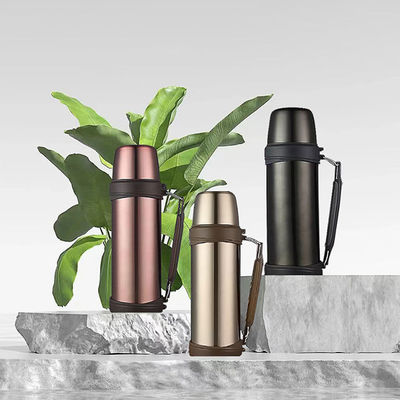 Botella de agua de acero inoxidable de 1000 ml Taza aislada de vacío térmico con mango en forma de bala