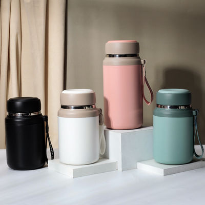 Flasca de vacío de acero inoxidable de 730 ml de capacidad perfecta para acampar y actividades al aire libre