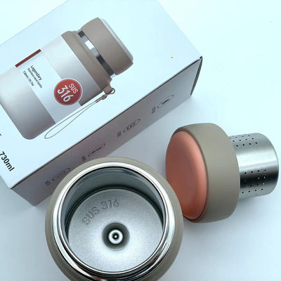 Flasca de vacío de acero inoxidable de 730 ml de capacidad perfecta para acampar y actividades al aire libre