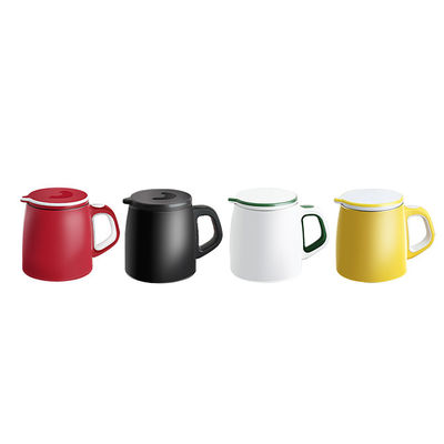 Taza de viaje aislada a prueba de derrames de acero inoxidable estilo nórdico con mango